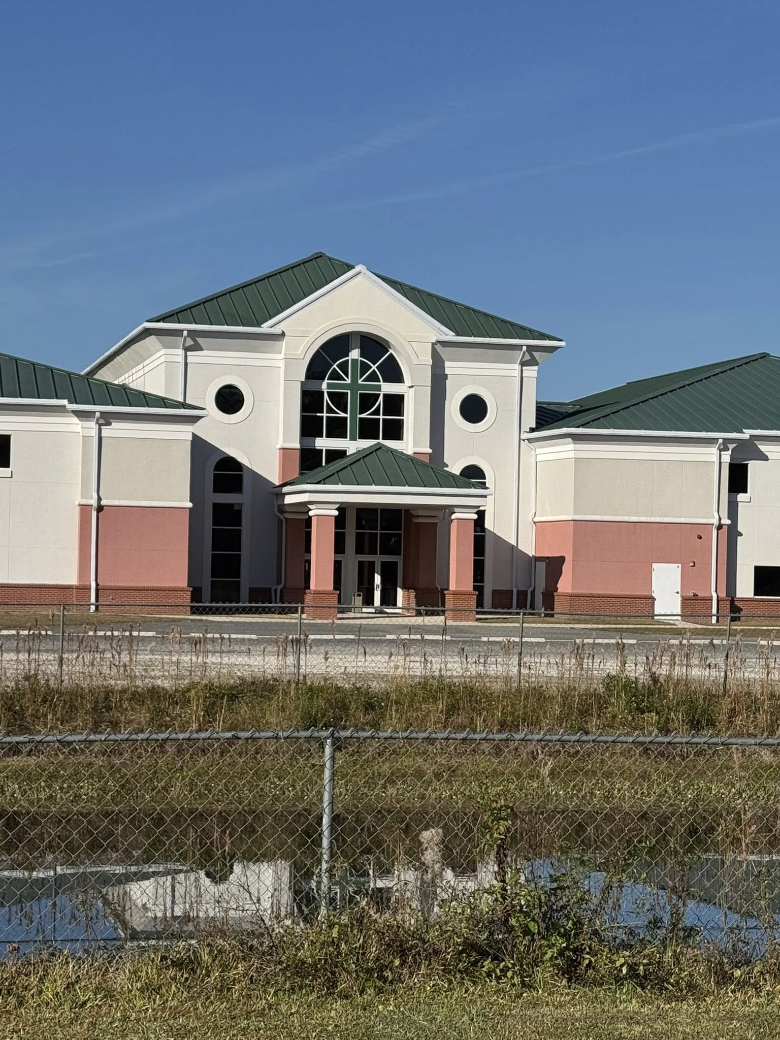 Roof washing service