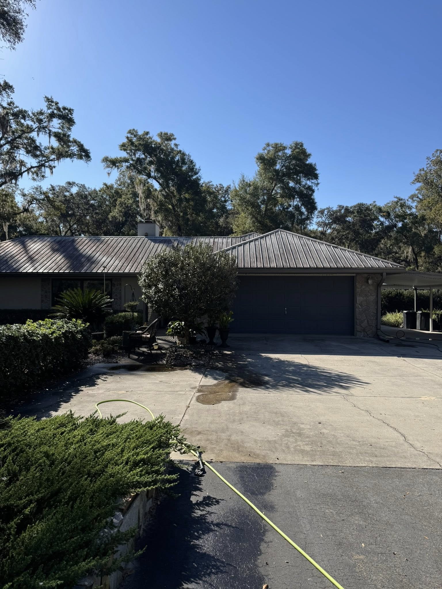 Professional pressure washing equipment